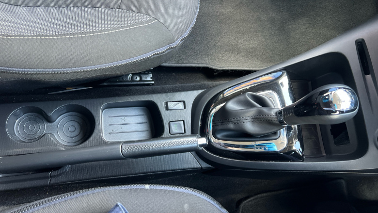 Renault Captur 1.5 dCi 90 Dynamique S Nav 5dr Auto Diesel Hatchback